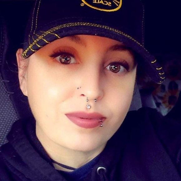 Meet your Posher, Dixie - Picture 6 of 9